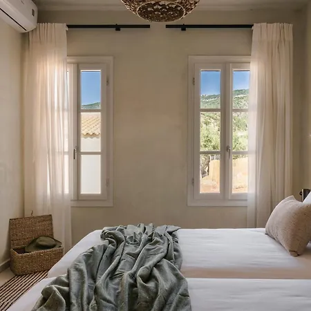 فيلة Uberina - Olea Di Assos